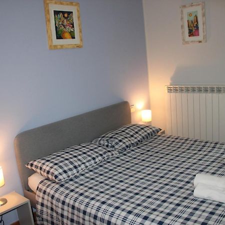 Casa Lucia Private Car Or Motorcycle Park Apartment Lucca Exterior photo