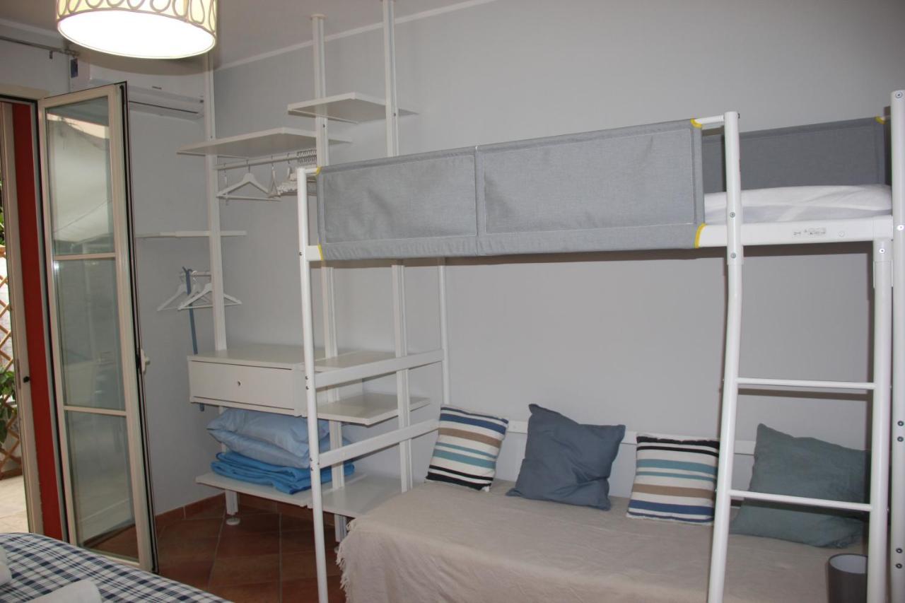 Casa Lucia Private Car Or Motorcycle Park Apartment Lucca Exterior photo